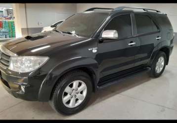 TOYOTA HILUX SW4