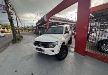 MITSUBISHI PAJERO FULL