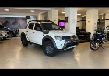 MITSUBISHI L200 TRITON SAVANA