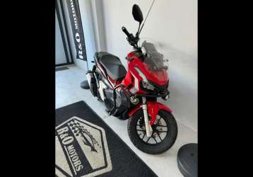 HONDA ADV