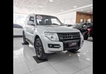 MITSUBISHI PAJERO FULL