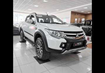 MITSUBISHI L200 TRITON