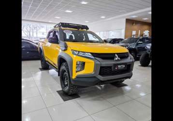 MITSUBISHI L200 TRITON