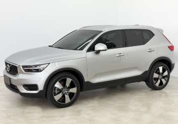 VOLVO XC 40