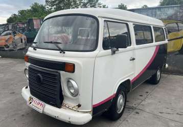 VOLKSWAGEN KOMBI