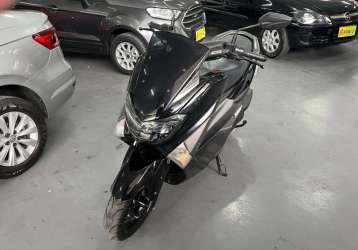 YAMAHA NMAX