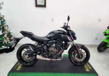 YAMAHA MT-07