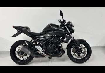 YAMAHA MT-03