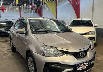 TOYOTA ETIOS