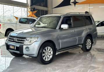 MITSUBISHI PAJERO FULL