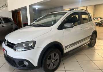 VOLKSWAGEN CROSSFOX