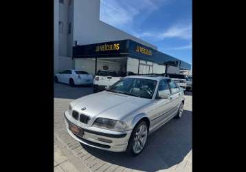 BMW 325i