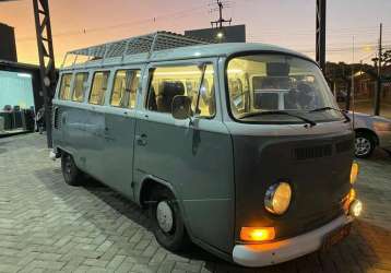 VOLKSWAGEN KOMBI