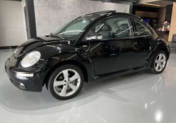 VOLKSWAGEN NEW BEETLE