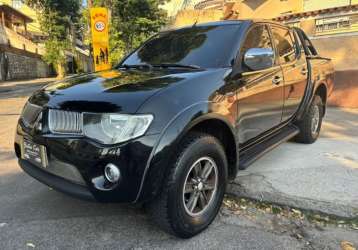 MITSUBISHI L200 TRITON