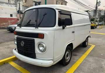 VOLKSWAGEN KOMBI