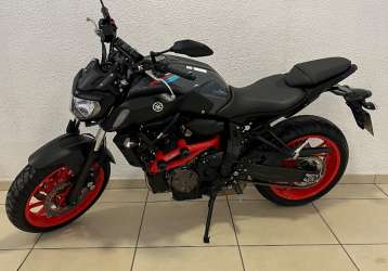 YAMAHA MT-07