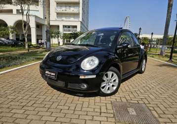 VOLKSWAGEN NEW BEETLE