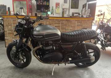 TRIUMPH SPEED TWIN