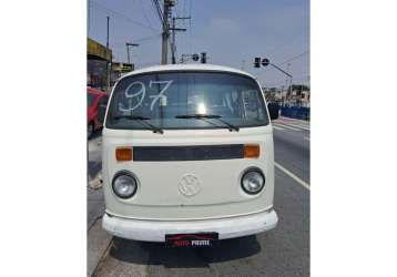 VOLKSWAGEN KOMBI