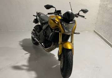 HONDA CB