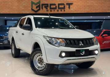 MITSUBISHI L200 TRITON