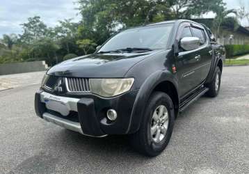 MITSUBISHI L200 TRITON