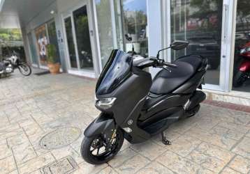 YAMAHA NMAX