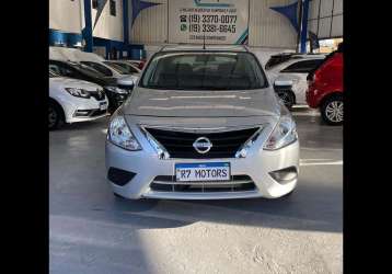 NISSAN VERSA