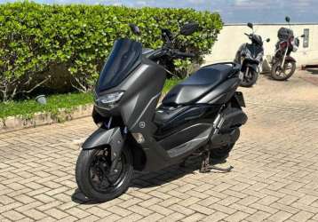 YAMAHA NMAX