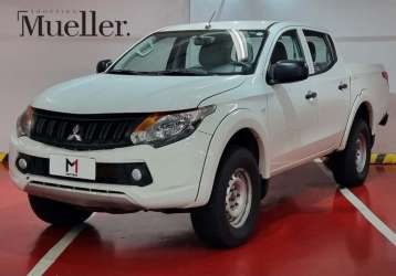 MITSUBISHI L200 TRITON