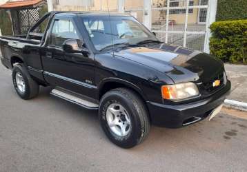 CHEVROLET S10