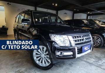 MITSUBISHI PAJERO FULL