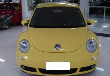 VOLKSWAGEN NEW BEETLE