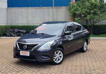 NISSAN VERSA