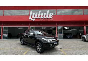 MITSUBISHI L200 TRITON