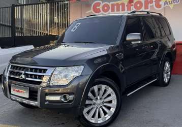 MITSUBISHI PAJERO FULL