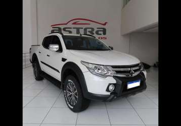 MITSUBISHI L200 TRITON