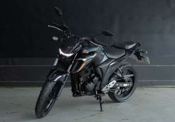 YAMAHA FAZER