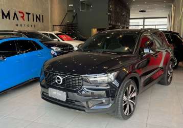 VOLVO XC 40