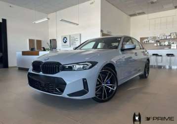 BMW 330E