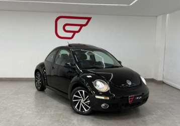 VOLKSWAGEN NEW BEETLE