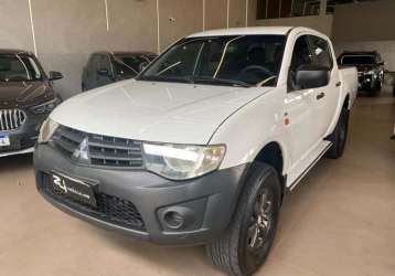 MITSUBISHI L200 TRITON