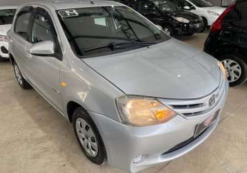 TOYOTA ETIOS