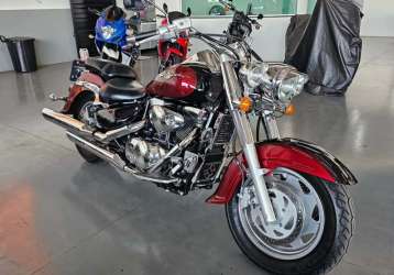 SUZUKI BOULEVARD