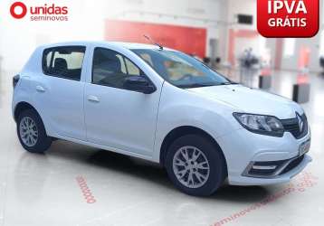 RENAULT SANDERO