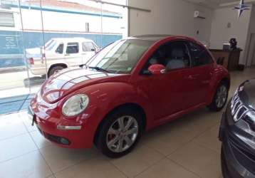 VOLKSWAGEN NEW BEETLE