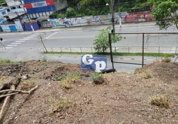 Ponto Comercial na Rua Carlos Gomes, Barreto em Niterói, por R