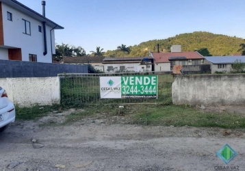 Terrenos à venda na Rua Benonivio João Martins em Palhoça