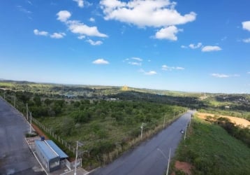 Terrenos em condomínio fechado à venda em Sete Lagoas - MG